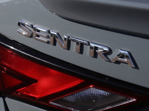 Used 2024 Nissan Sentra SR image 43
