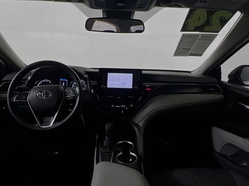 Used 2024 Toyota Camry LE image 29