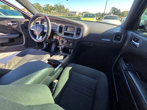 Used 2012 Dodge Charger SE image 14