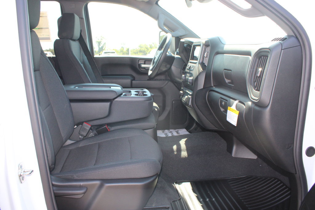 New 2026 Chevrolet Silverado 2500 Custom w/ Custom Value Package AWD/4WD image 30