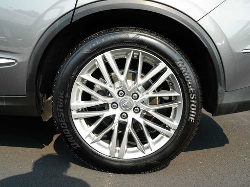 Certified 2023 Acura MDX w/ Advance Package AWD/4WD image 11