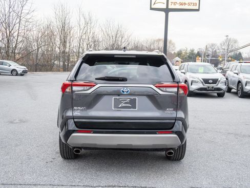 Used 2023 Toyota RAV4 XSE image 10
