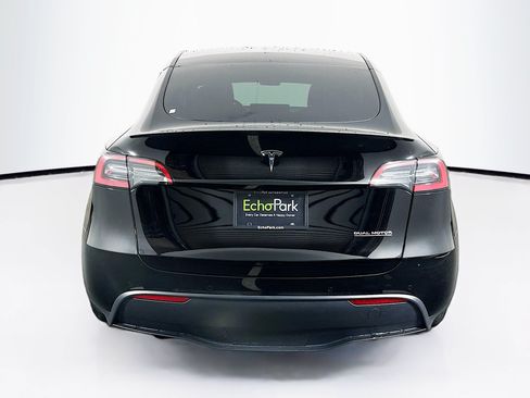Used 2022 Tesla Model Y Performance AWD/4WD image 7