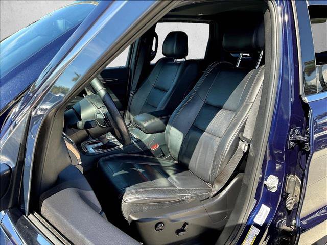 Used 2016 Jeep Grand Cherokee Limited AWD/4WD image 23