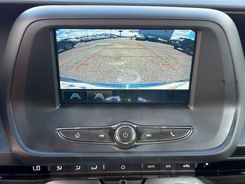 Used 2018 Chevrolet Camaro LT image 30