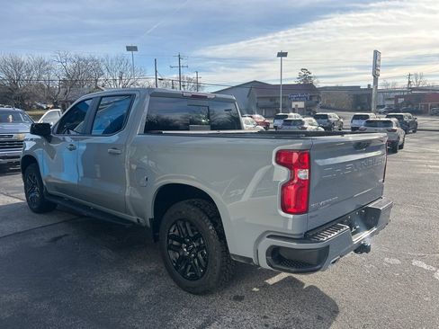 Used 2025 Chevrolet Silverado 1500 RST w/ Convenience Package II image 5