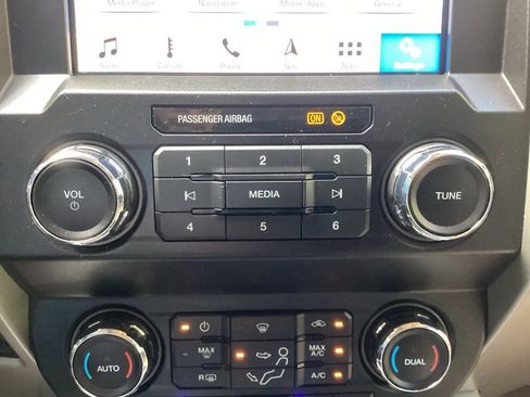 Used 2019 Ford F250 Lariat w/ Lariat Value Package AWD/4WD image 61