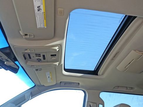 Used 2018 GMC Yukon XL Denali w/ Denali Ultimate Package image 8