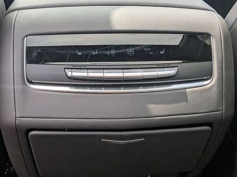 Certified 2025 Cadillac Escalade ESV Premium Luxury Platinum w/ LPO, Floor Liner Package AWD/4WD image 14