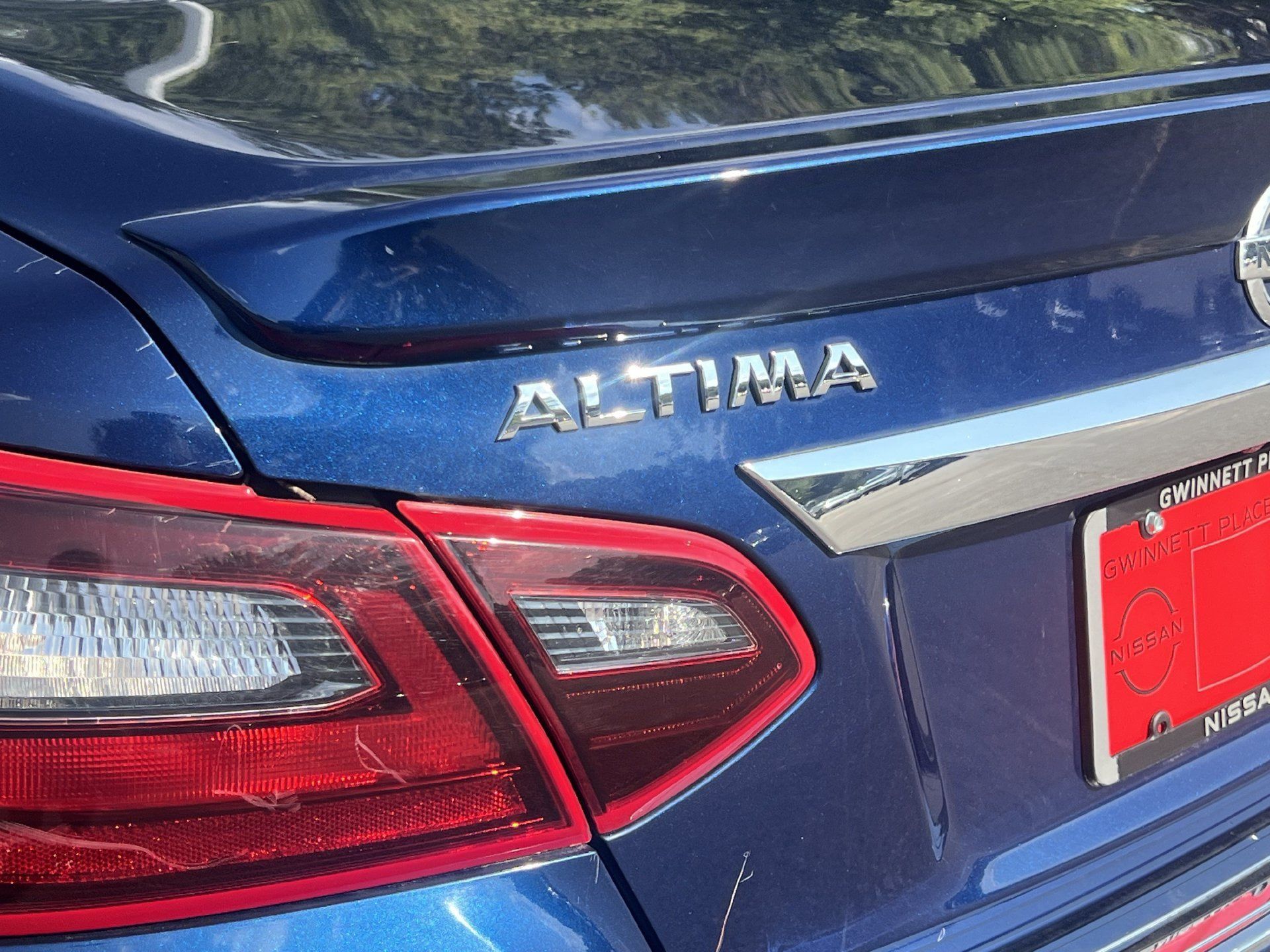 Used 2017 Nissan Altima 2.5 SR FWD image 30