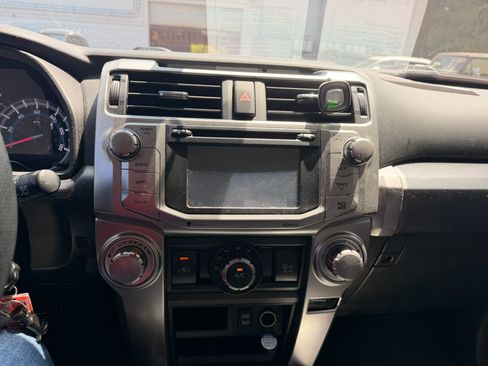 Used 2016 Toyota 4Runner SR5 Premium AWD/4WD image 11