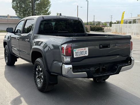 Used 2021 Toyota Tacoma TRD Off-Road w/ Technology Package AWD/4WD image 14