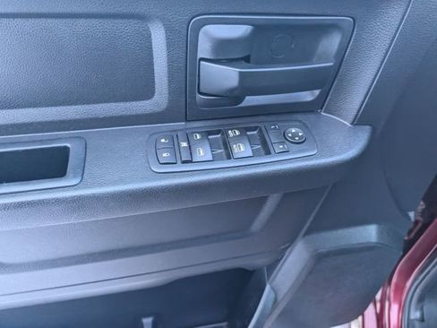 Used 2017 RAM 1500 Express image 8