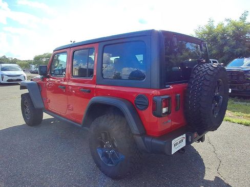 Certified 2025 Jeep Wrangler Unlimited Sport S 4xe AWD/4WD image 28