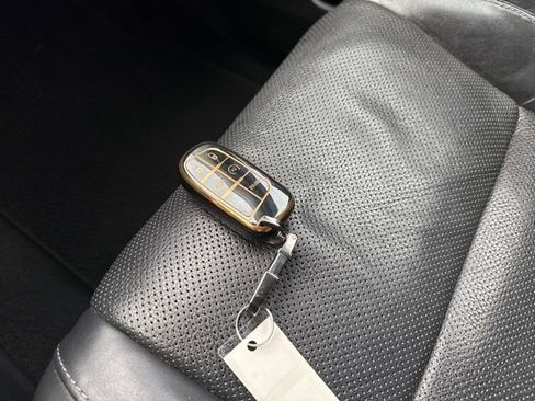 Used 2019 Jeep Grand Cherokee Summit image 37