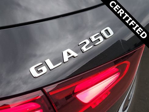 Certified 2025 Mercedes-Benz GLA 250 image 13
