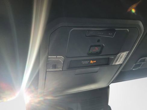 Used 2024 Toyota Tacoma TRD Off-Road image 28