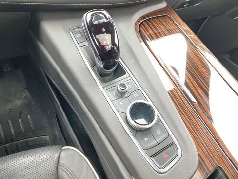 Used 2023 Cadillac Escalade Premium Luxury image 16