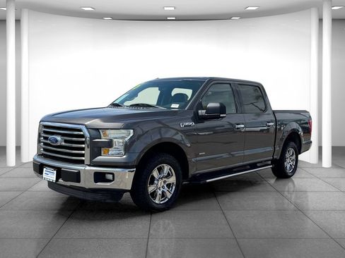 Used 2015 Ford F150 XLT w/ Equipment Group 302A Luxury RWD image 2