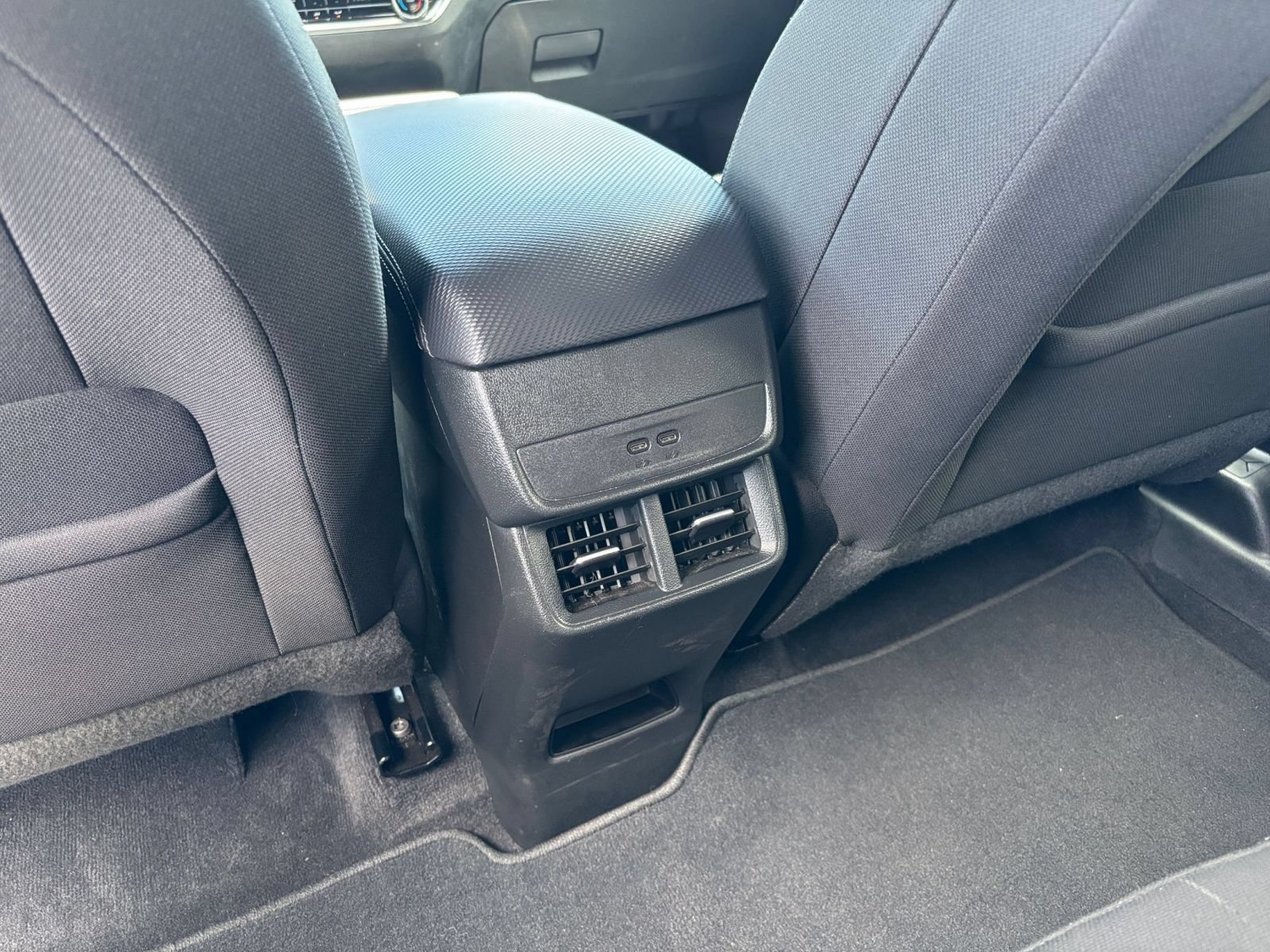 Used 2025 Chevrolet Equinox LT FWD image 21