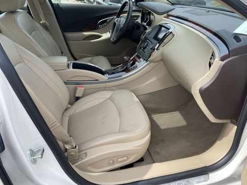 Used 2013 Buick LaCrosse Touring FWD image 33