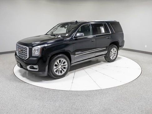 Used 2019 GMC Yukon Denali w/ Denali Ultimate Package image 37