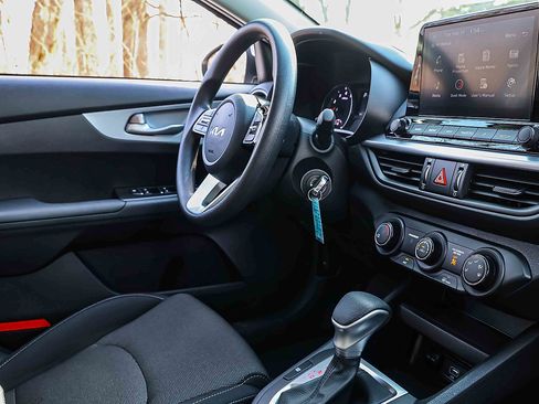 Certified 2024 Kia Forte LXS image 26