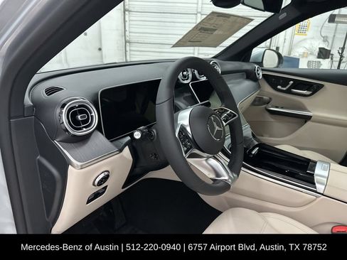 Certified 2026 Mercedes-Benz GLC 300 image 10