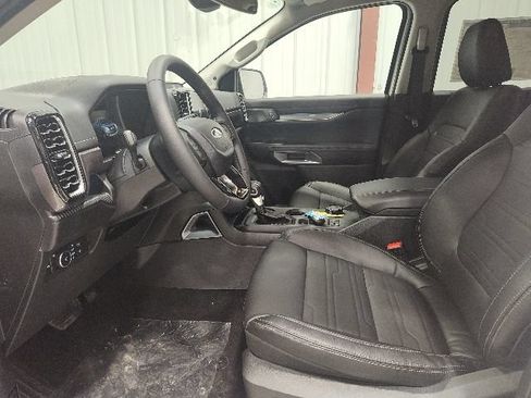 New 2025 Ford Ranger Lariat w/ Advanced Towing Package AWD/4WD image 18