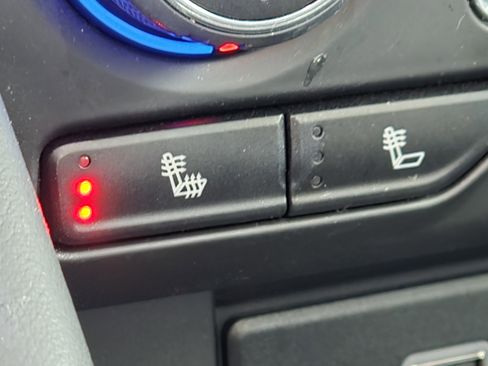 Used 2024 Chevrolet Tahoe Z71 w/ Luxury Package image 24