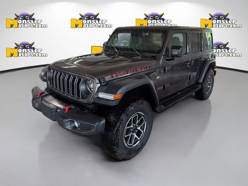 Used 2024 Jeep Wrangler Unlimited Rubicon w/ Dual Top Group AWD/4WD image 1