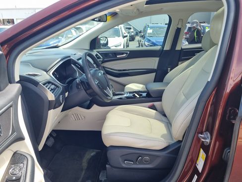 Used 2016 Ford Edge Titanium w/ Equipment Group 302A FWD image 20