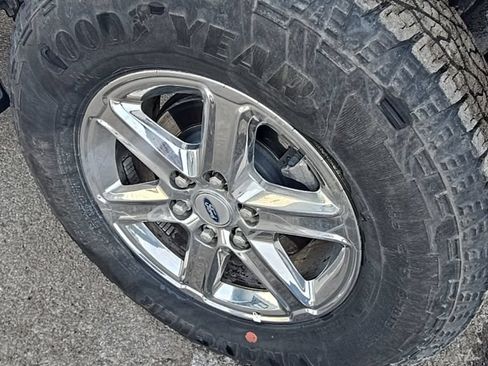 Used 2025 Ford F150 XLT w/ Equipment Group 301A Standard AWD/4WD image 9