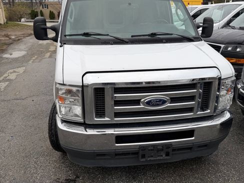 Used 2021 Ford E-350 and Econoline 350 Super Duty w/ Power Windows & Locks Group image 20