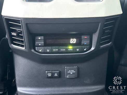 Used 2024 Toyota Sequoia Capstone image 27