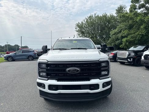 Used 2024 Ford F250 Lariat w/ Lariat Ultimate Package AWD/4WD image 2