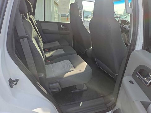 Used 2006 Ford Expedition XLT image 21
