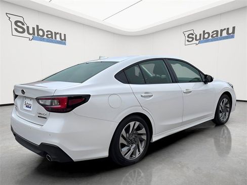 Used 2025 Subaru Legacy Touring XT image 7