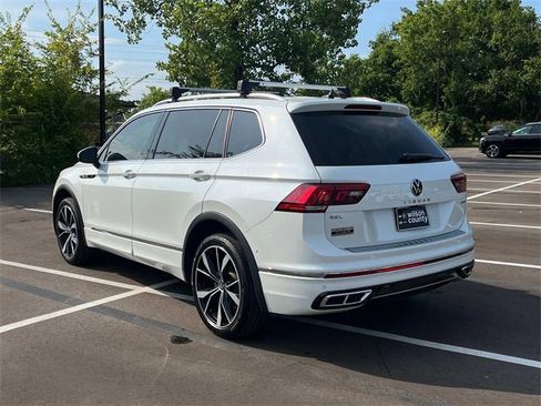 Used 2022 Volkswagen Tiguan SEL R-Line image 7