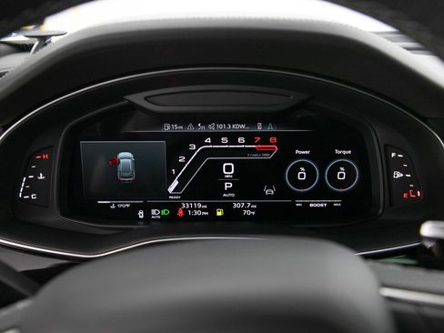Used 2021 Audi RS Q8 w/ Carbon Optic Package AWD/4WD image 29