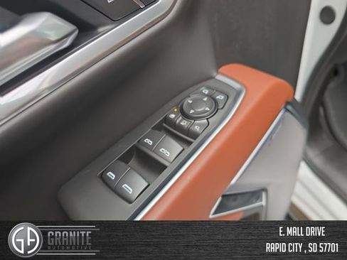 New 2026 GMC Sierra 3500 Denali Ultimate AWD/4WD image 11