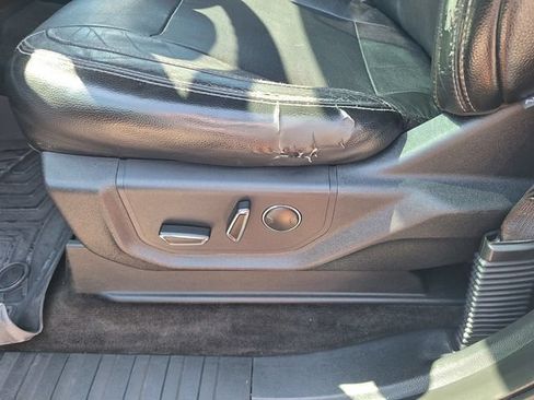 Used 2015 Ford F150 Lariat AWD/4WD image 17