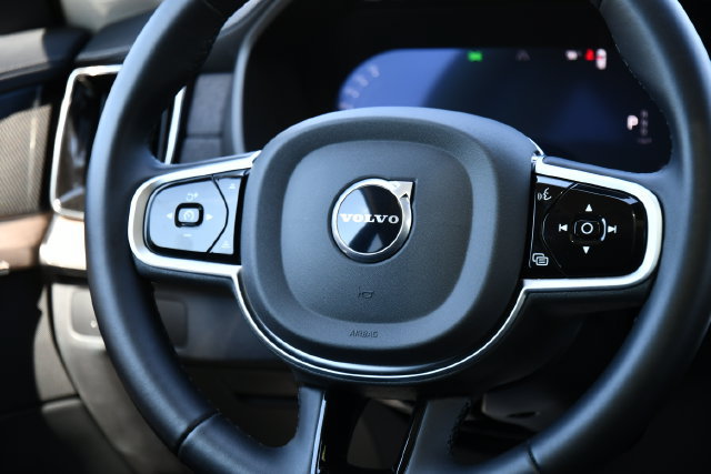 Used 2026 Volvo XC90 B6 Plus AWD/4WD image 26