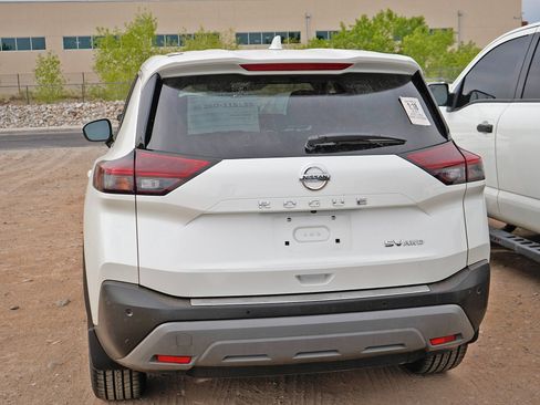 Used 2021 Nissan Rogue SV AWD/4WD image 8