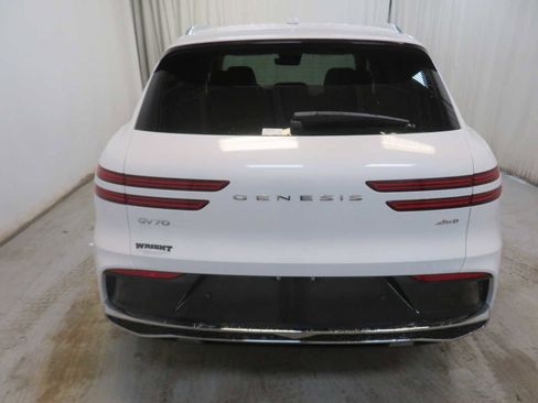 New 2026 Genesis GV70 2.5T Select image 5