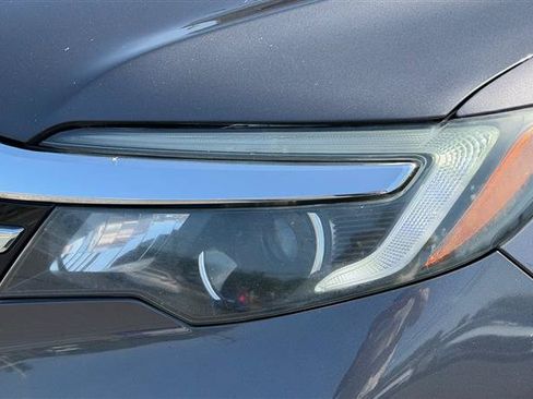 Used 2017 Honda Pilot Touring image 12
