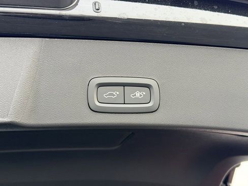 New 2026 Volvo EX40 Plus w/ Climate Package image 14