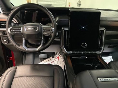 Used 2025 GMC Yukon Denali w/ Sun & Power Step Package RWD image 20