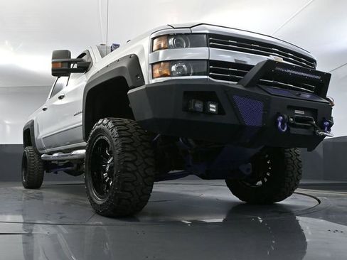 Used 2015 Chevrolet Silverado 3500 LT w/ LT Convenience Package image 51