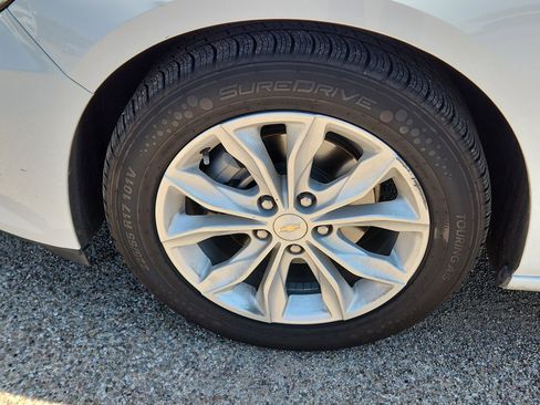 Used 2024 Chevrolet Malibu LT image 7